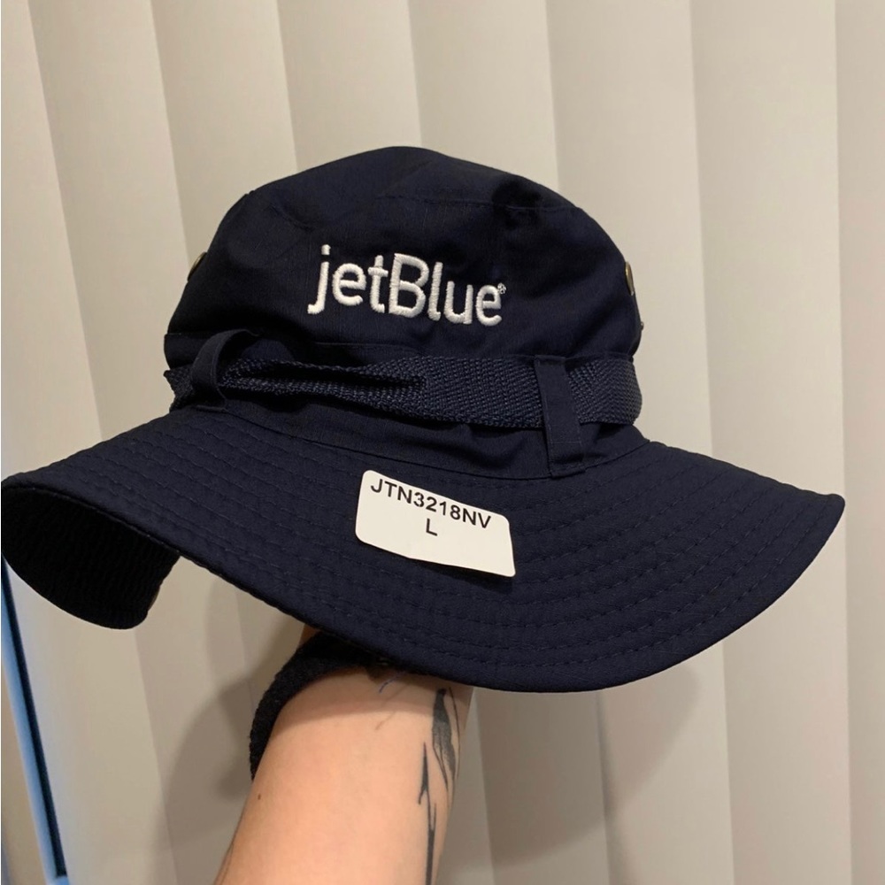 JetBlue bucket hat